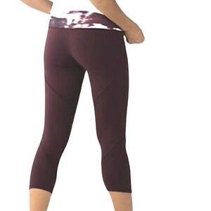 lululemon Wunder Under Wind Berry High Rise Crop Leggings Size 4